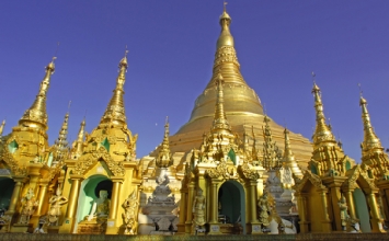 Ngắm vẻ đẹp lộng lẫy của ngôi chùa dát vàng nổi tiếng